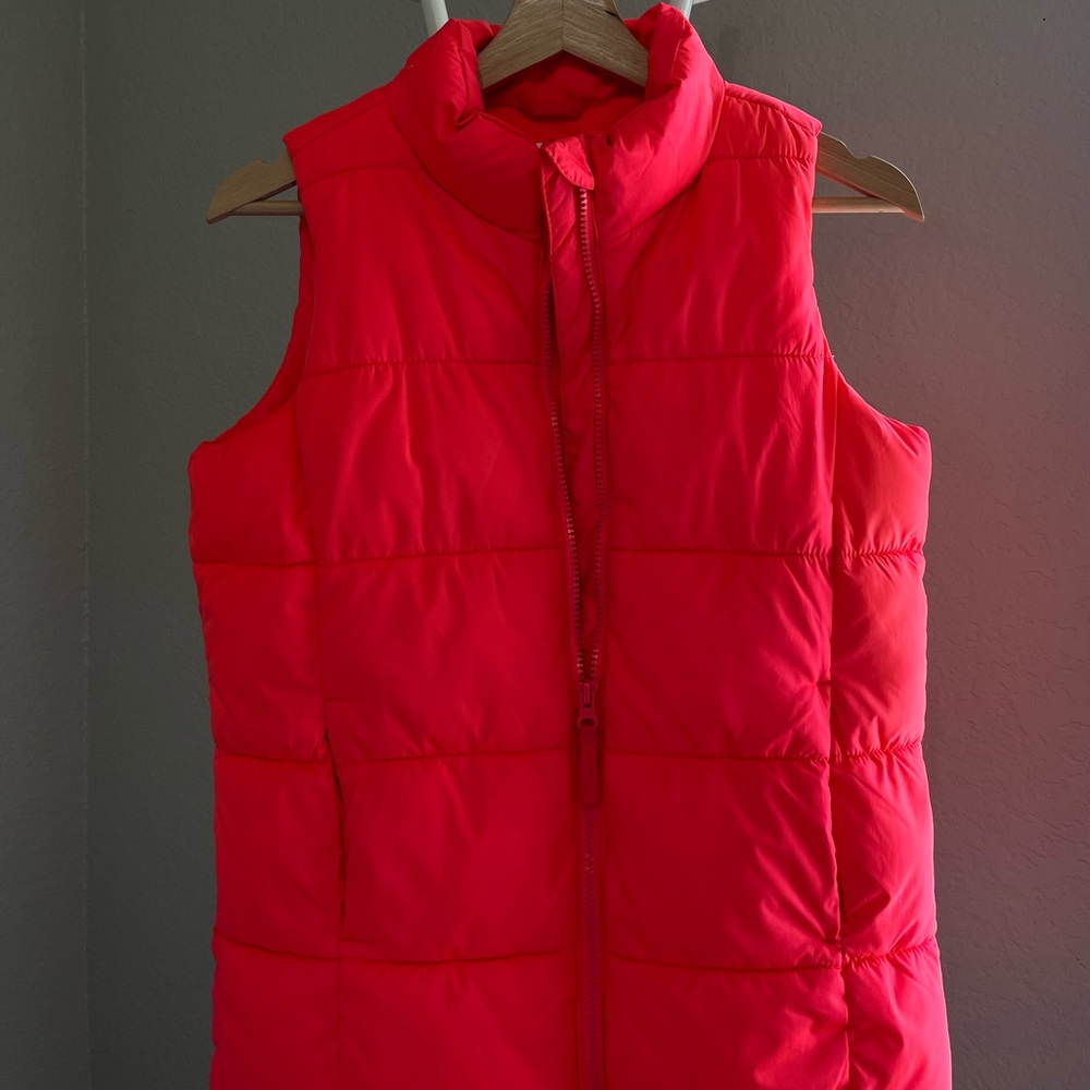 Old Navy vest, Size: XL (Kids size).